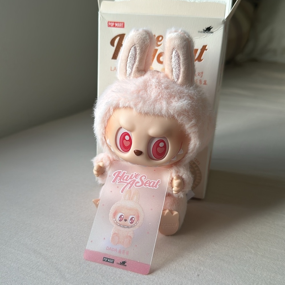 The Monsters - Have a Seat Vinyl Plush - Dada (Pink)